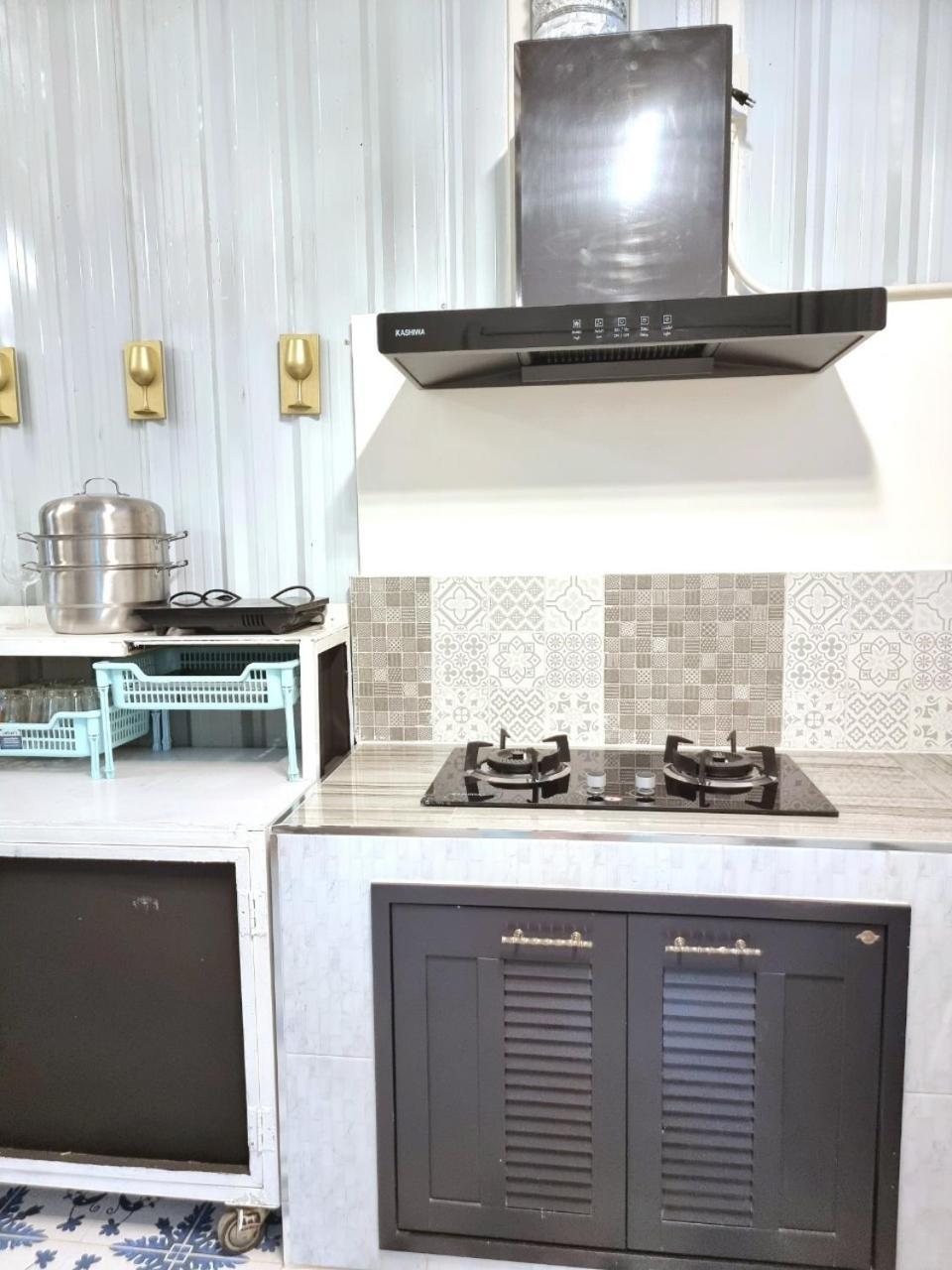 Apartment K4 Be Chill *wongwianyai Bts_80m*family&friend* Godown